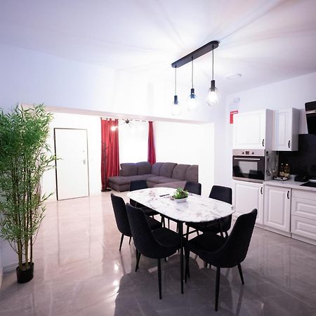Apartalux Premium Suites Grao de Castellon Esterno foto